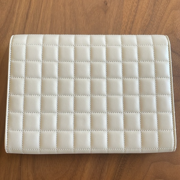 YSL Monogram Flap Clutch Bag in Quilted Smooth Leather - Picture 5 of 13